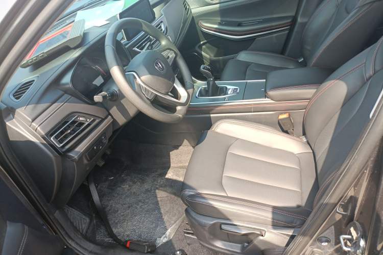 Used CHANGAN CS75 2023 Enjoy Edition 1.5T Manual Elite Model
