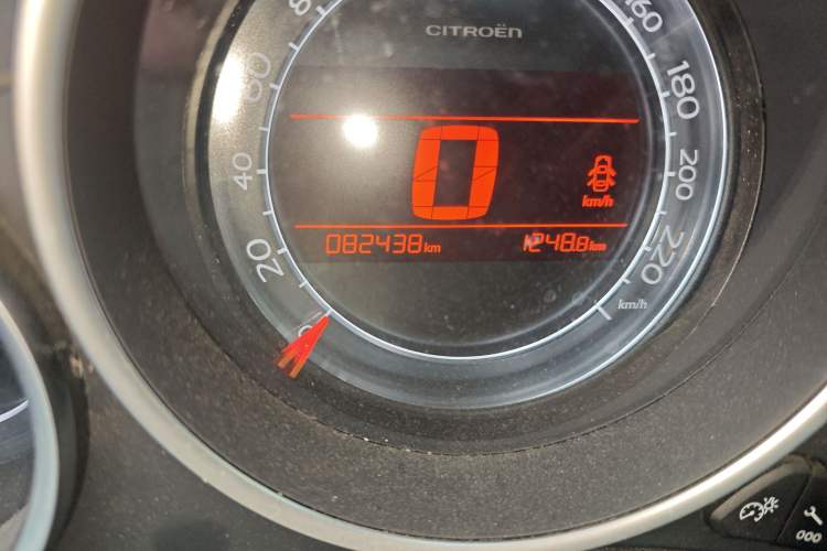 Used Citroen C4L 2014 1.6THP Intelligent Drive Automatic Dynamic Model
