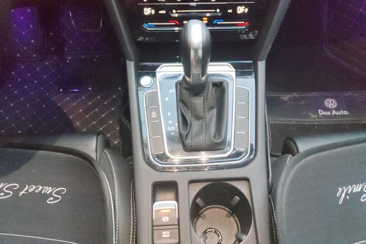 Used Volkswagen Magotan 2020 330TSI DSG Leading Model
