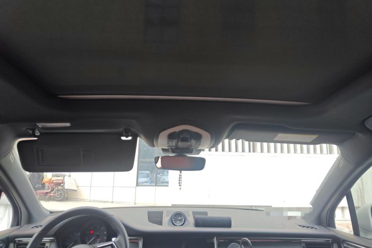 Used Porsche Macan 2024 Macan 2.0T Headliner