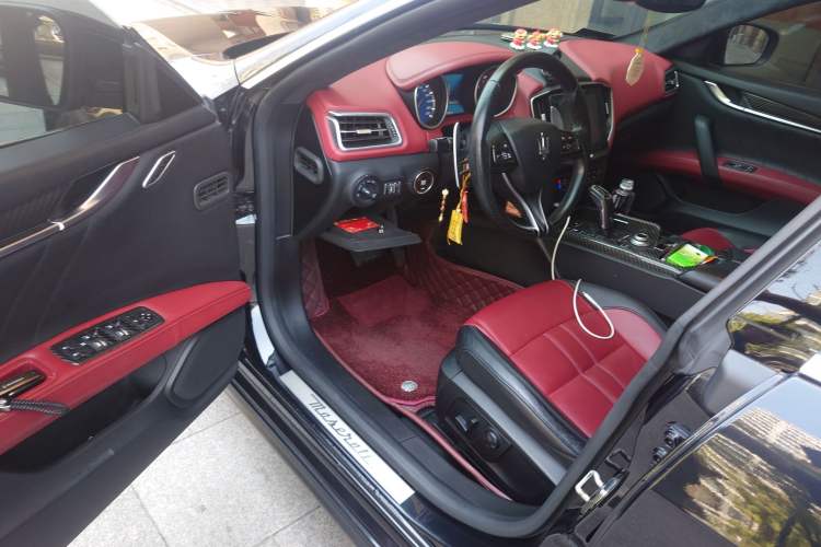 Used Maserati Ghibli 2019 3.0T Diamond Black Global Limited Edition China VI Standard Driver Seat