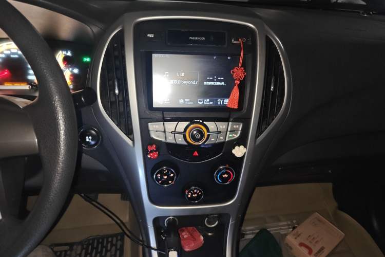 Used BYD F3 2015 Energy-Saving Edition 1.5L Manual Luxury Model
