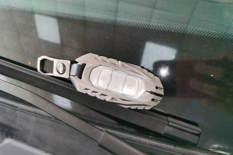 Used Geely Auto Emgrand X7 Sport 2016 1.8TD Automatic Smart Connectivity Version