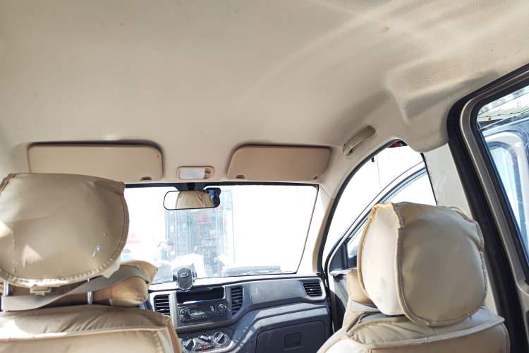 Used Wuling Hongguang V 2022 1.5L Jingqu Edition Electric-Assist LAR
