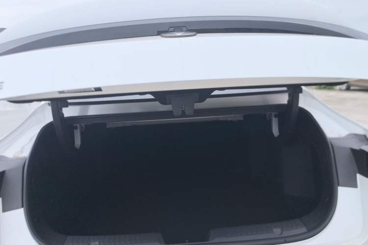 Used CHANGAN Eado PHEV 2025 Smart New Blue Whale 145KM Battleship Edition Trunk