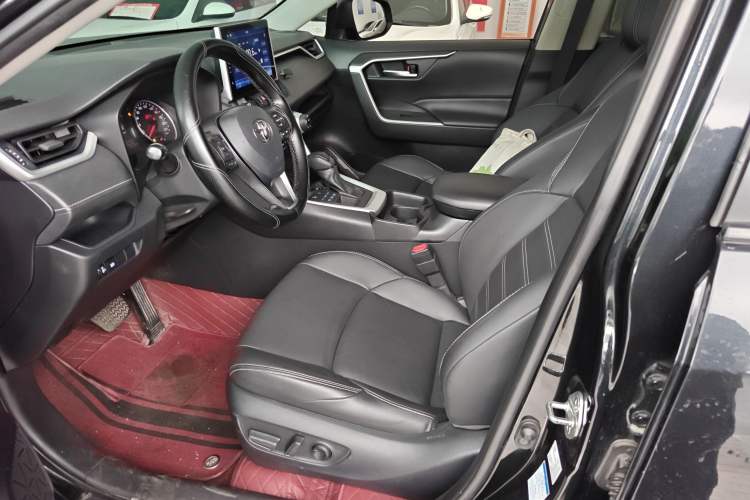 Used Toyota Wildlander 2020 2.0L CVT 4x4 Luxury Edition