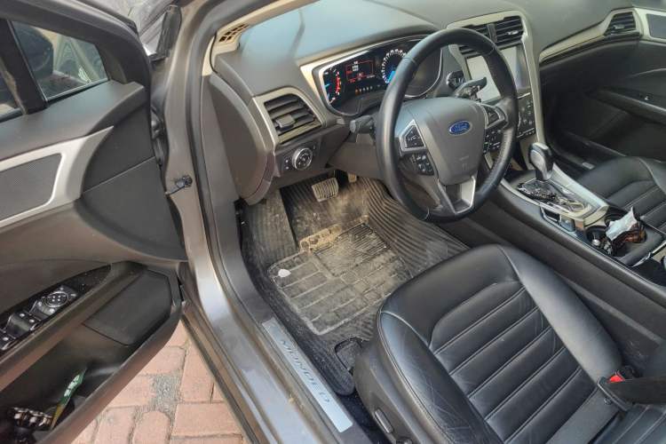 Used Ford Mondeo 2013 2.0L GTDi 200 Fashion Edition