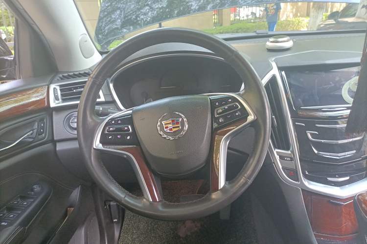 Used Cadillac SRX 2014 3.0L Luxury Model