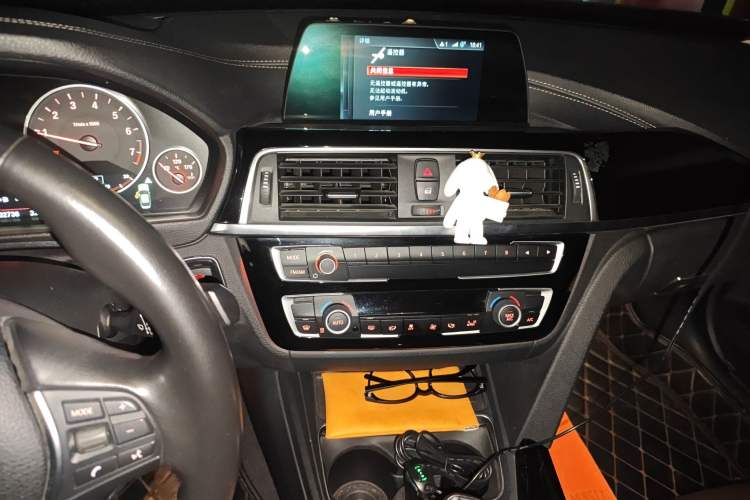 Used BMW 3 Series 2018 320Li Fashion Model
