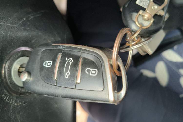 Used Toyota SIENNA  Vehicle Key