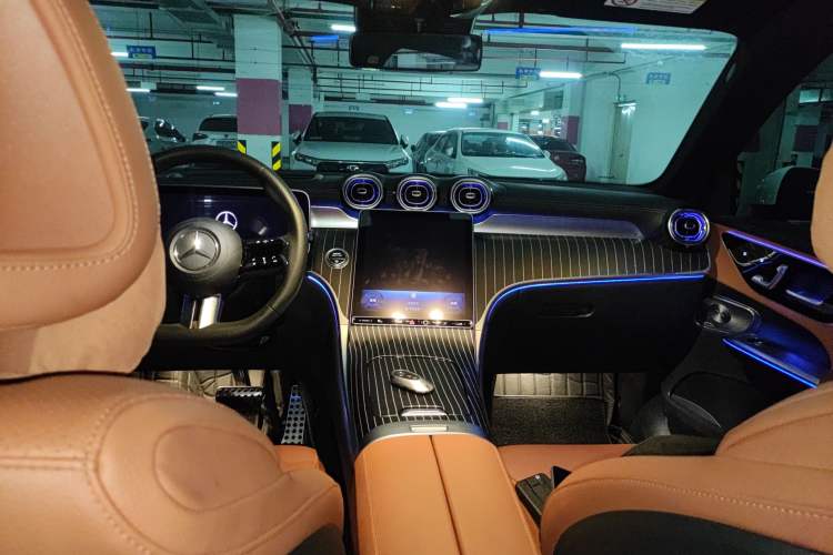 Used Mercedes-Benz GLC 2023 GLC 300 L 4MATIC Luxury 7-Seater