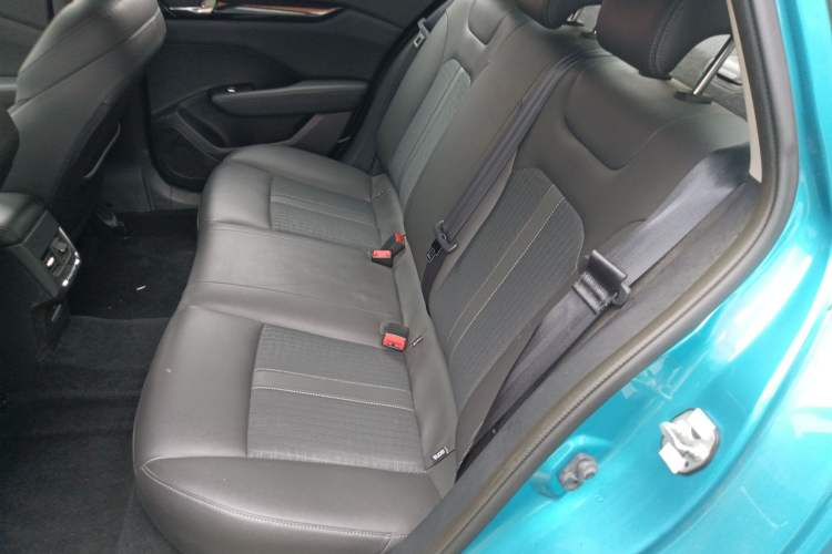 Used Dongfeng Aeolus Yixuan 2020 230T Automatic Advanced Edition Left Rear Seat