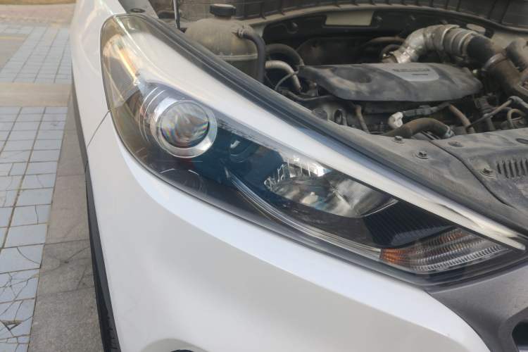 Used Hyundai Tucson 2015 1.6T Dual-Clutch Two-Wheel-Drive Leading Model