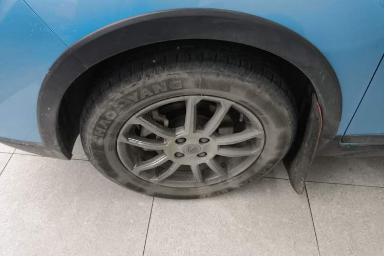 Used Livan X3 PRO 2022 1.5L CVT Xiao Sa Left Front Wheel Hub