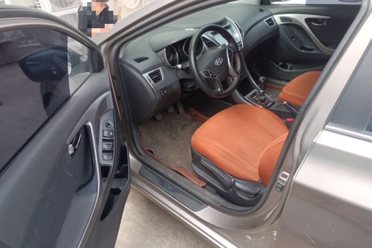 Used Hyundai Elantra (5th Generation / Langdong) 2012 1.6L Manual Leading Model