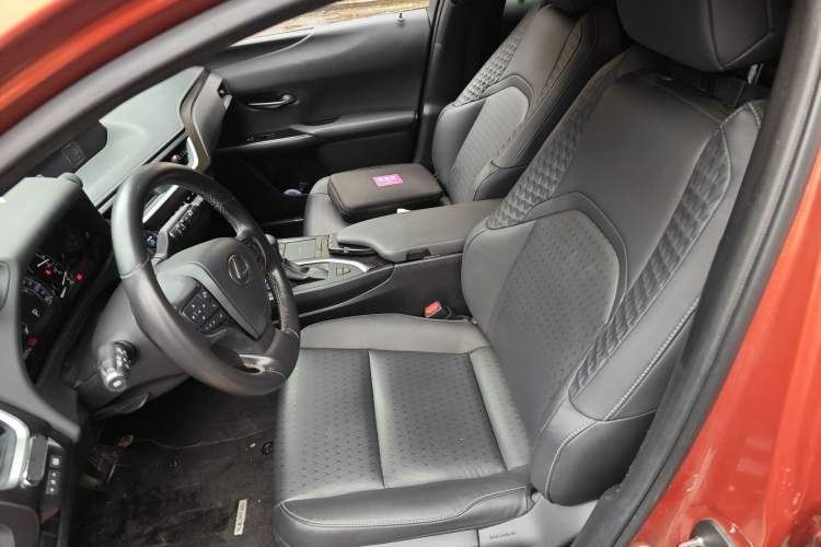 Used Lexus UX 2020 260h Explore & Adventure Edition