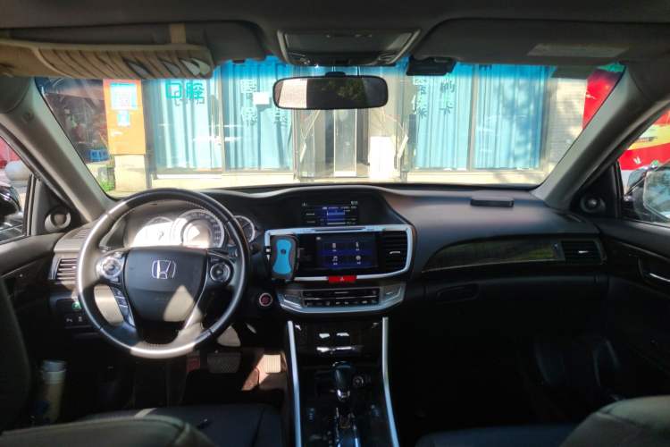 Used Honda Accord 2014 2.4L EX Luxury Edition Headliner