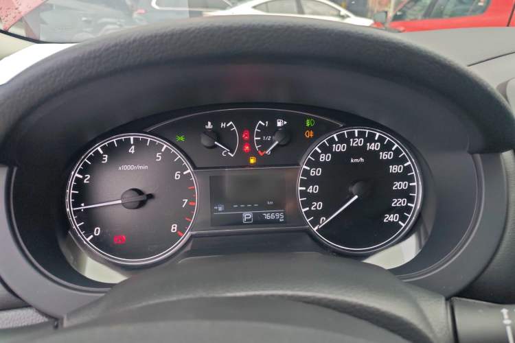Used Nissan Tiida 2019 1.6L CVT Cool Edition China VI Standard Instrument Cluster