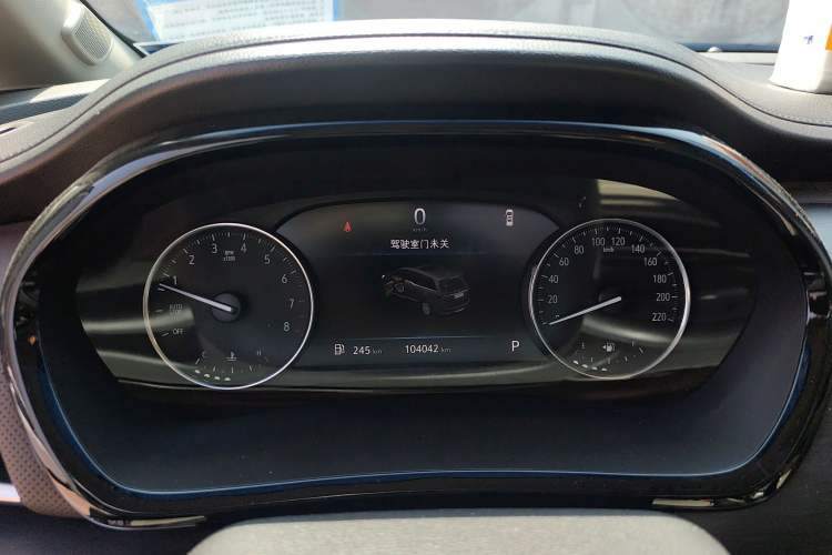 Used Buick GL8 2021 Land Cruiser Executive Class 652T Luxury Model Instrument Cluster