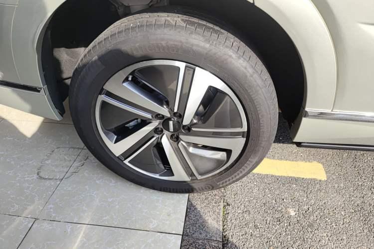 Used Wey Lanshan 2025 Four-Wheel Drive Max