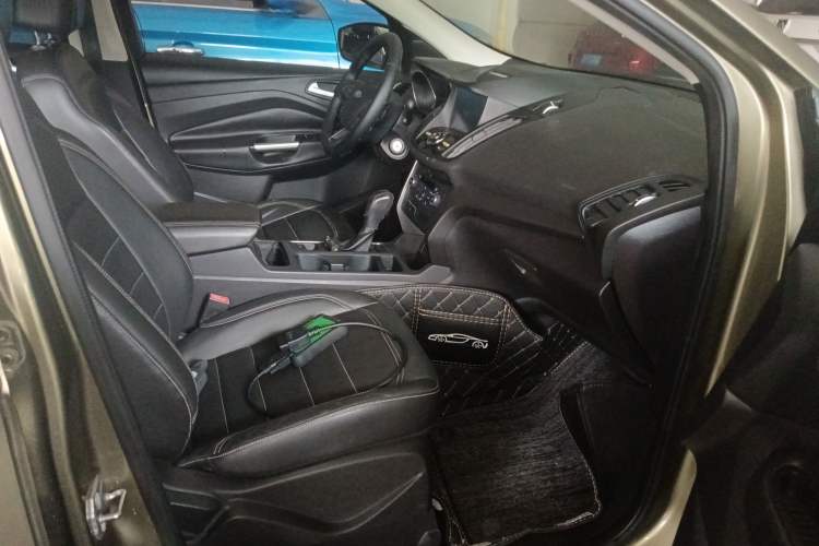 Used Ford Kuga 2017 EcoBoost 180 Two-Wheel-Drive Tiger Leap Model