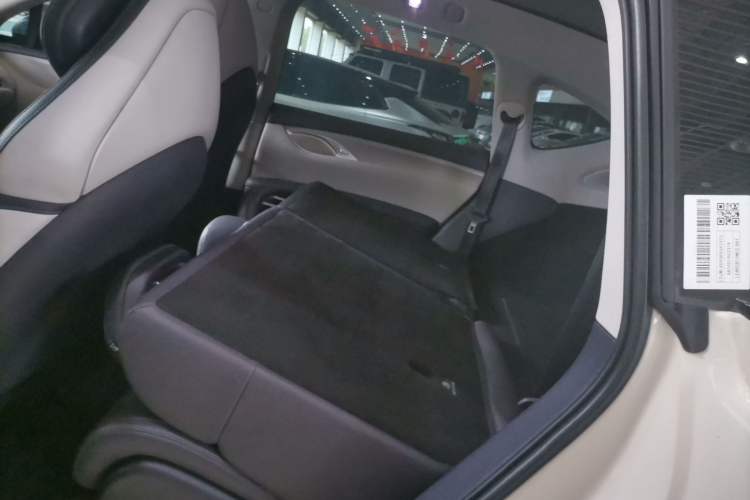 Used IM LS7 2023 77 kWh Urban Fit Rear-Wheel Drive
