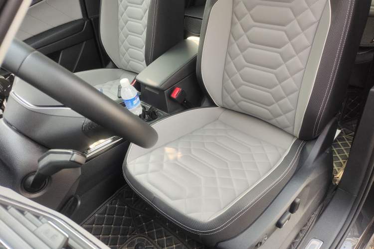 Used Volkswagen Tayron 2023 280TSI Two-Wheel-Drive Luxury Plus Advanced Version Left Front Seat