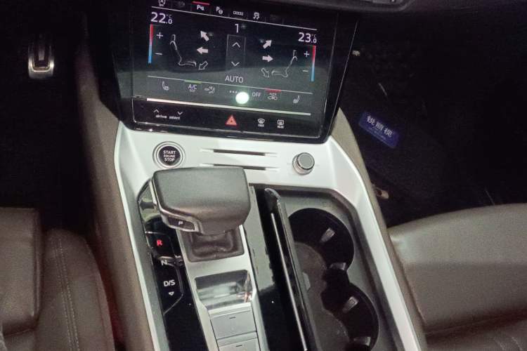 Used Audi Q6 2024 45 TFSI quattro Qiyun Edition Yulin Package 7 Seats
