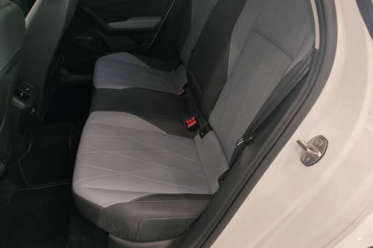 Used Volkswagen Lavida 2023 Revised Version 1.5L Automatic Starry Sky Edition – 5 Million Units