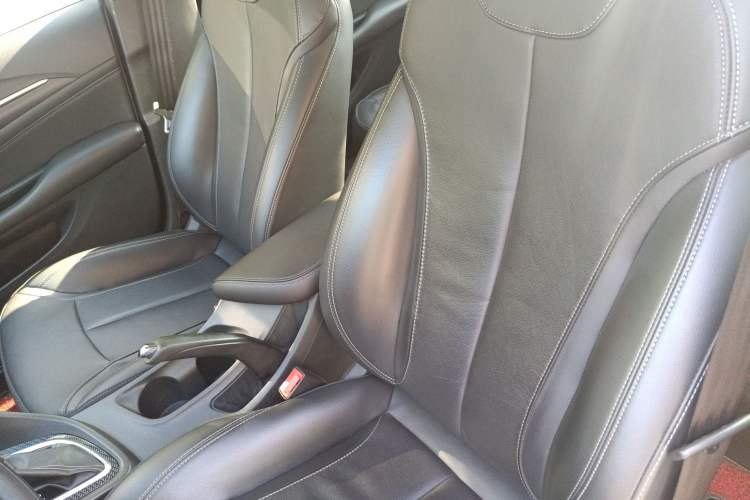 Used Buick GT 2016 15N Automatic Luxury Edition