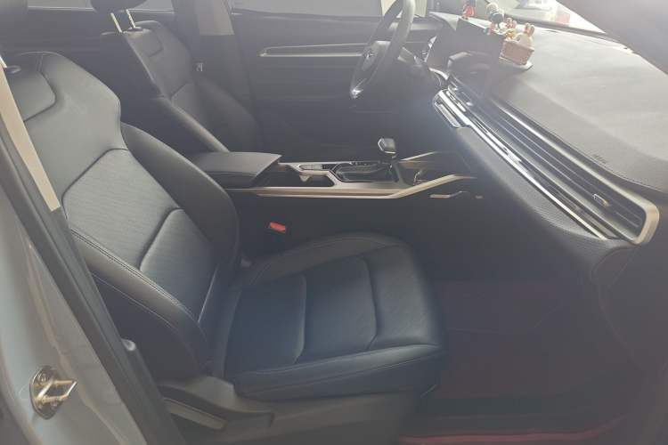 Used Geely Auto Emgrand 2023 4th Generation Champion Edition 1.5L CVT Luxury Model
