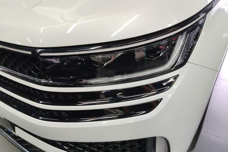 Used Volkswagen Tavendor 2023 380TSI Four-Wheel Drive R-Line Cruise Edition Left Front Headlight