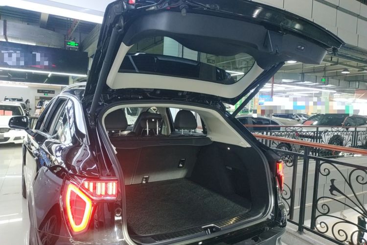 Used Lynk & Co 01 2019 2.0T Two-Wheel-Drive Pro Version China VI Standard
