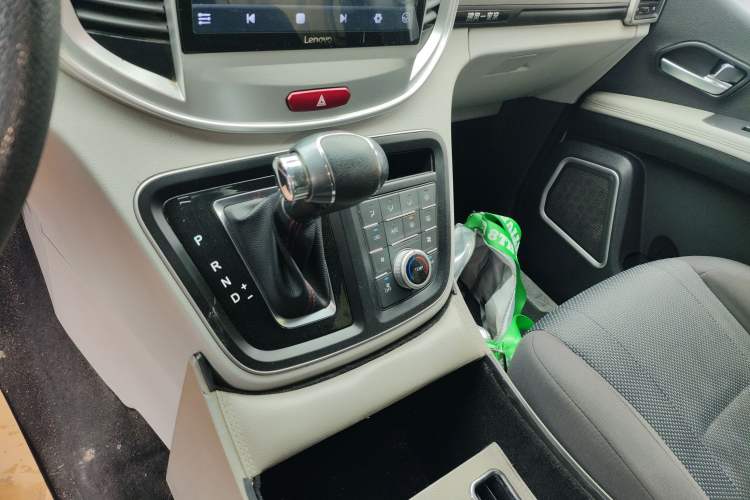 Used JAC Refine M4 2022 2.0 TGDI Automatic Business Edition