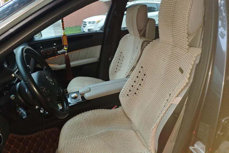 Used Mercedes-Benz E-Class 2011 E 300 L Fashion Prestige Model Left Front Seat