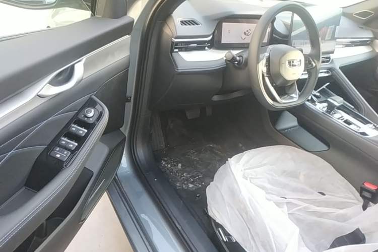 Used Geely Auto Preface 2026 Model Oriental Yao 1.5TD Fuyao Edition
