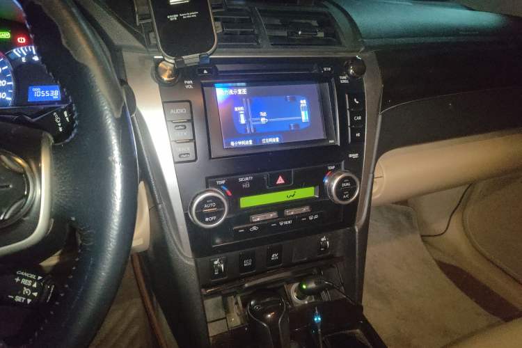 Used Toyota Camry 2012 Luxurious Edition 2.5HG Zunrui