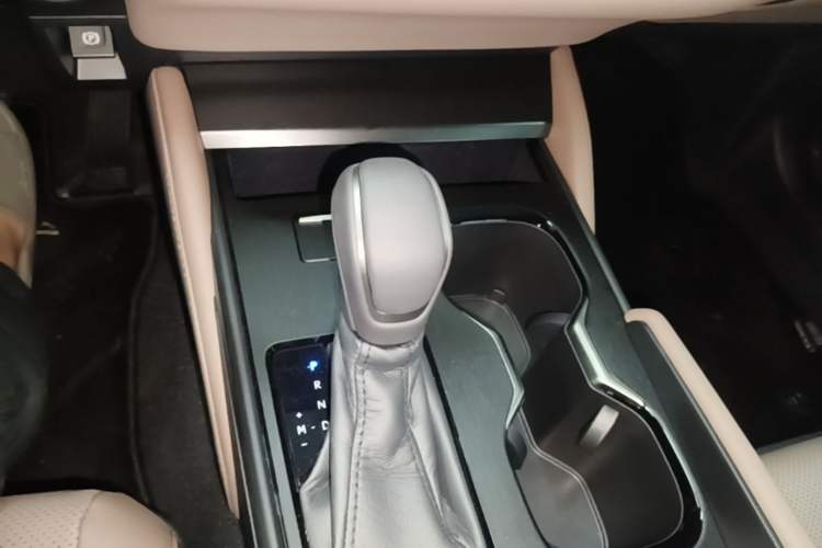 Used Lexus ES 2025 200 Premium Edition