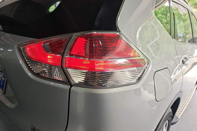 Used Nissan X-Trail 2014 2.0L CVT Comfort Edition 2WD
