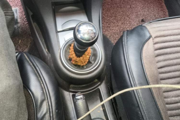 Used Citroen C-Quatre 2011 Sedan 1.6L Manual Fashion Edition Gear Lever