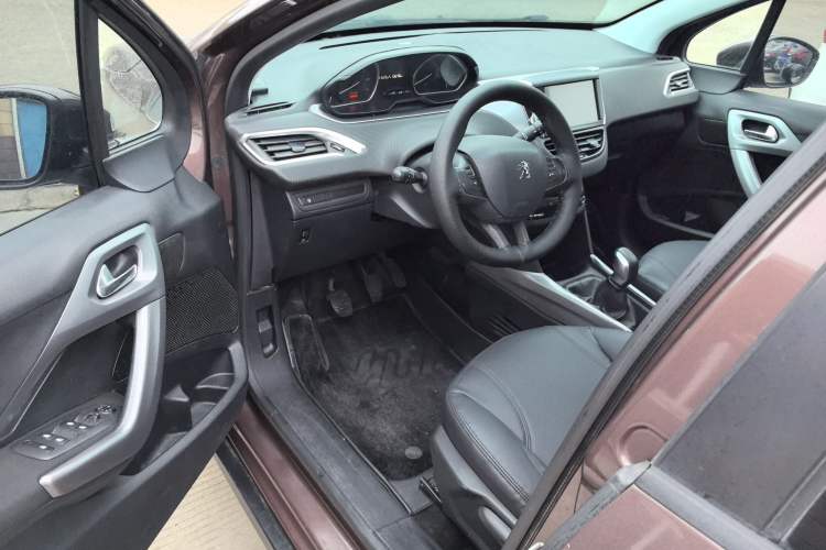 Used Peugeot 2008 2014 1.6L Manual Fashion Edition Driver Seat