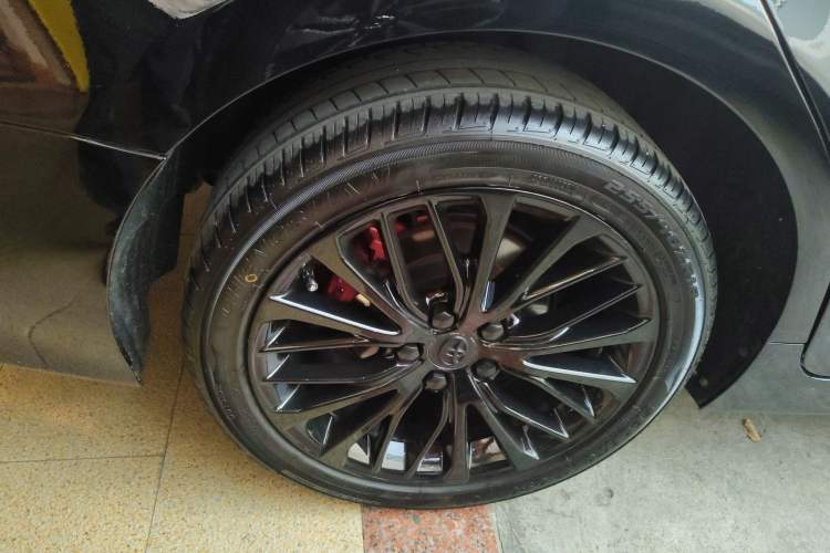 Used Toyota Camry 2018 2.5G Luxury Edition Right Rear Wheel Hub