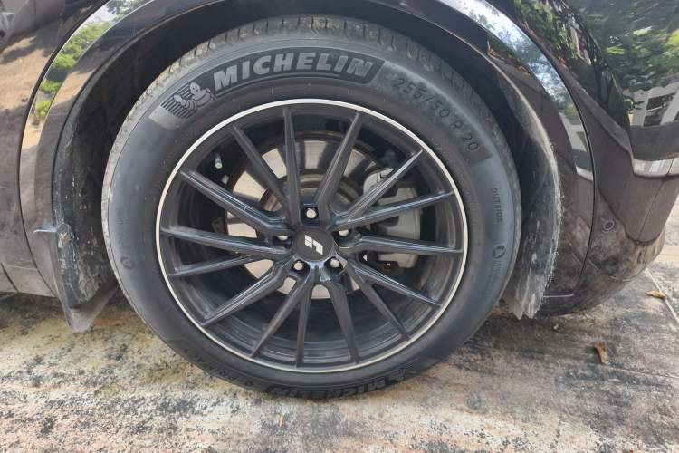 Used Li Auto L8 2023 Pro Model