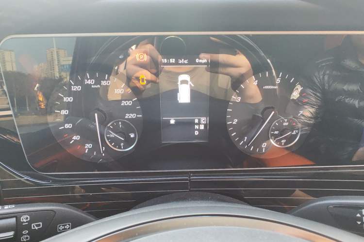 Used Mercedes-Benz Vito 2023 2.0T Business Version 7 Seats Instrument Cluster