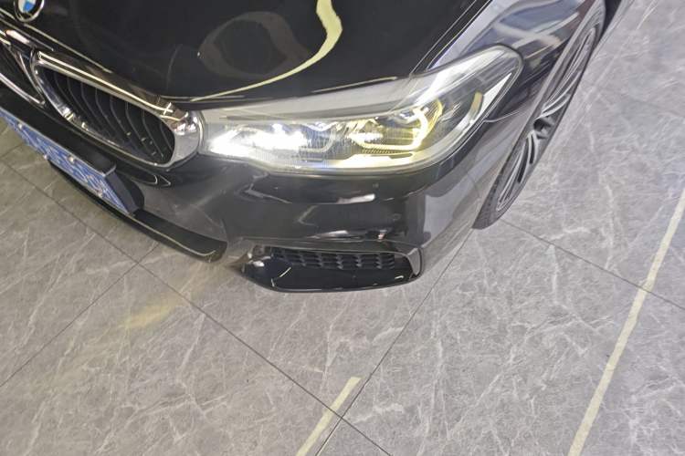 Used BMW 5 Series 2019 Restyled 530Li Luxury Edition M Sport Package