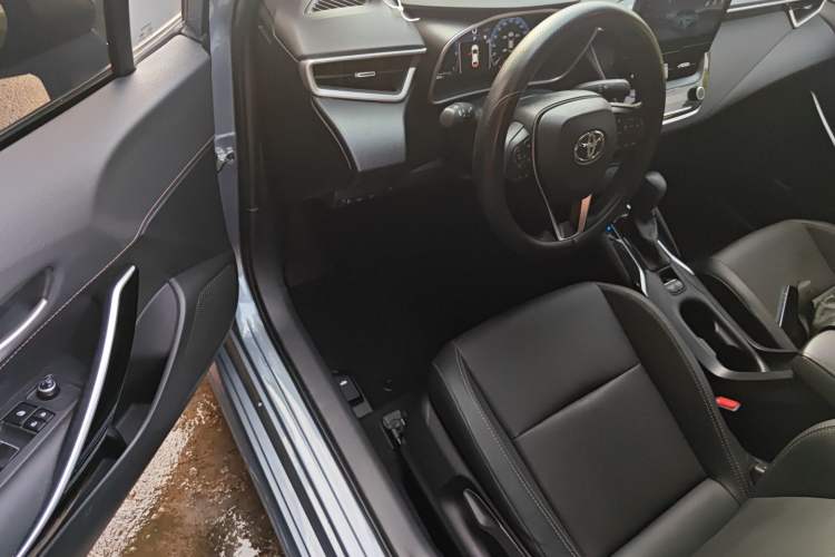 Used Toyota Levin 2023 Smart Electric Hybrid Dual-Engine 1.8L Luxury Edition