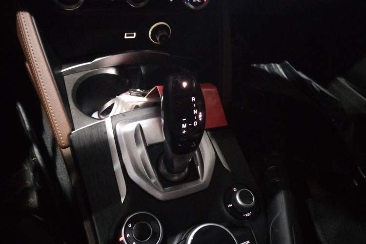 Used Alfa Romeo Stelvio 2017 2.0T 200HP Elite Edition