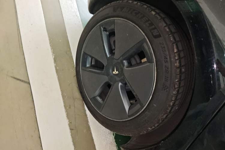 Used Tesla Model 3 2022 Rear-Wheel-Drive Version