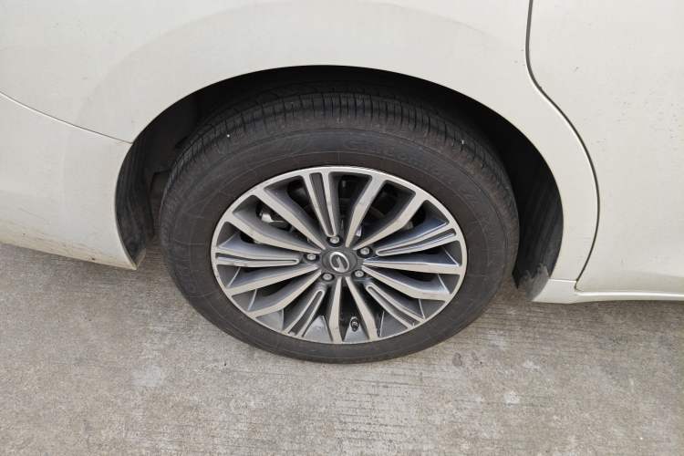 Used GAC Trumpchi M6 2019 270T DCT Luxury Edition (7-seater) China VI Exterior 5