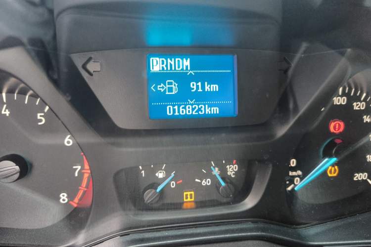 Used Ford Transit 2019 2.0T Gasoline Automatic Multi-Function Commercial Vehicle Short Wheelbase Low Roof 6-Seater China VI Standard
